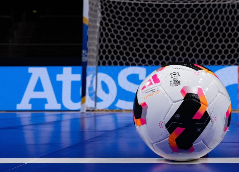 ATOS, junto con la UEFA Futsal EURO™ 2026 completa con éxito su primer ...